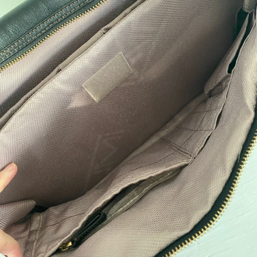 Tumi leather briefcase/laptop bag - Picture 3 of 7